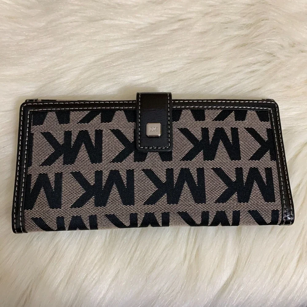Michael Kors Black and Tan Logo Wallet - Picture 10 of 16